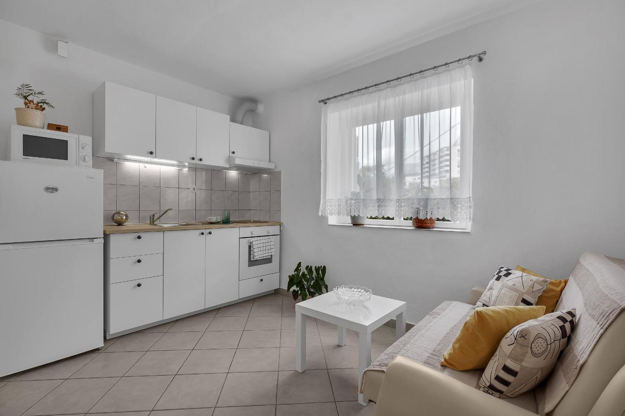 Apartment And Rooms Mila マカルスカ エクステリア 写真