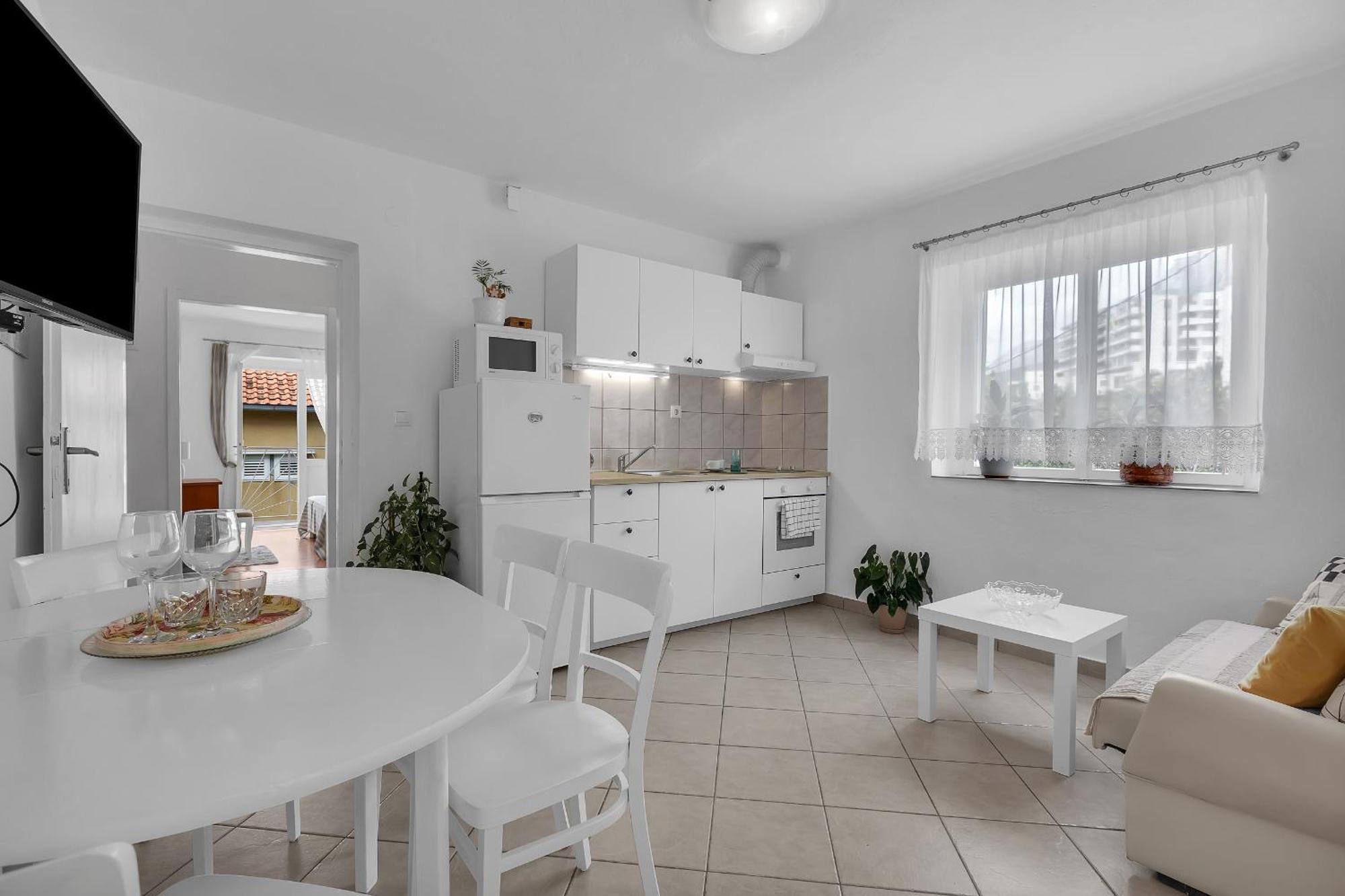 Apartment And Rooms Mila マカルスカ エクステリア 写真